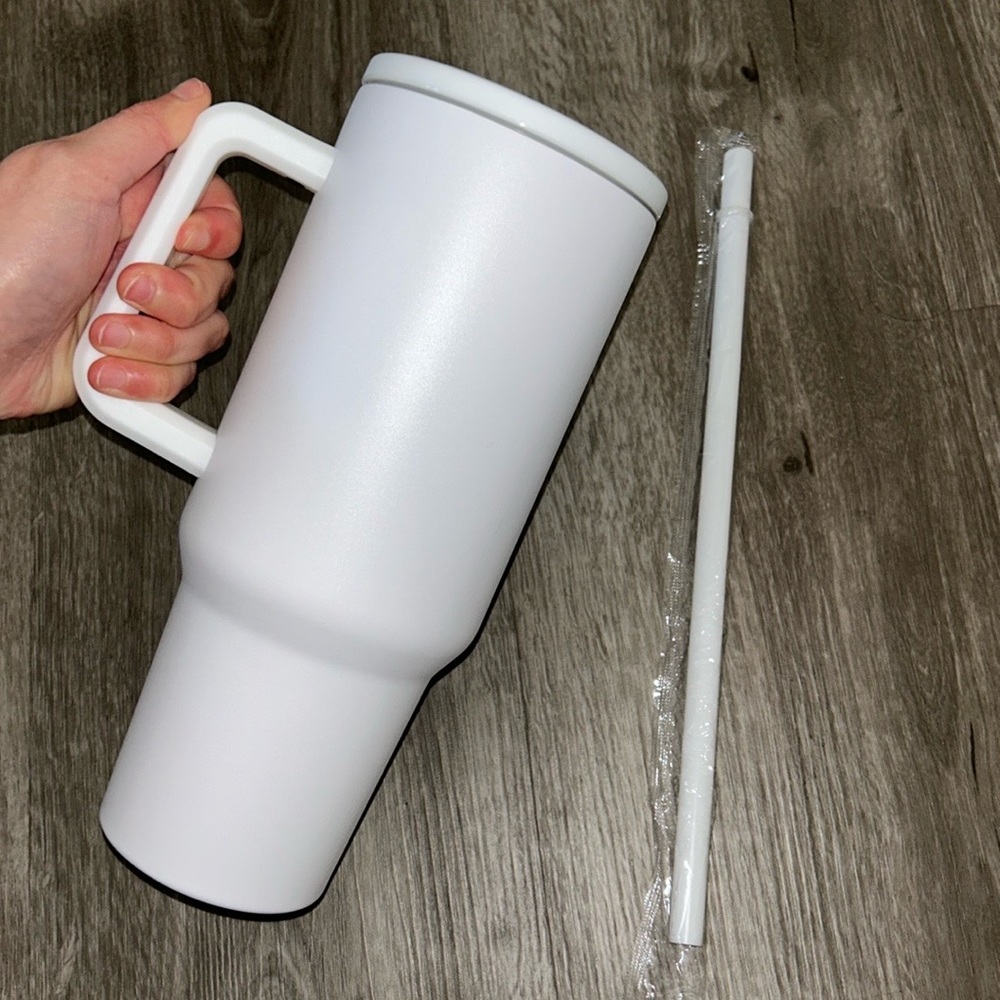 Insulated reusable leakproof stainless steel water bottle